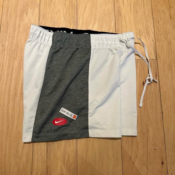 Nike White and Gray Shorts with Black Logo - Picture 4 of 4